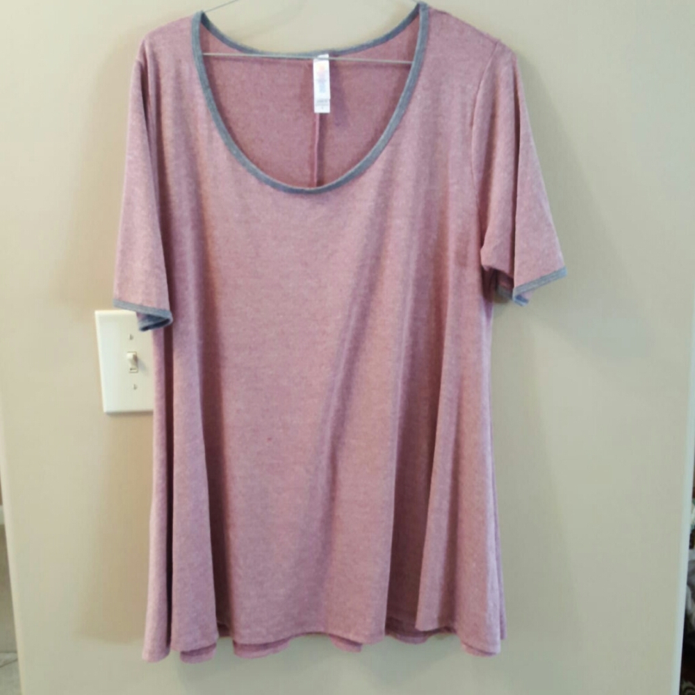 Lularoe Perfect Tee.  EUC.